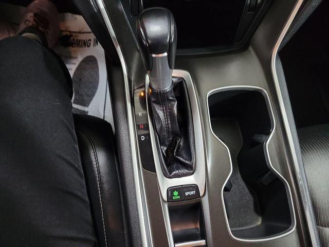 Photo of 2018 Crystal Black Pearl Honda Accord