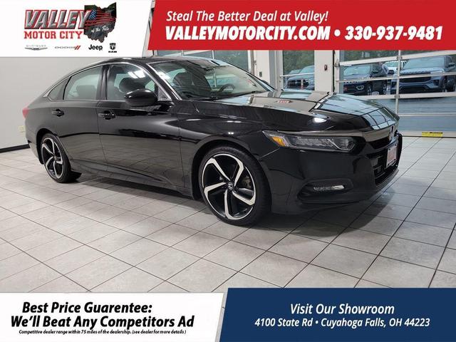 Photo of 2018 Crystal Black Pearl Honda Accord