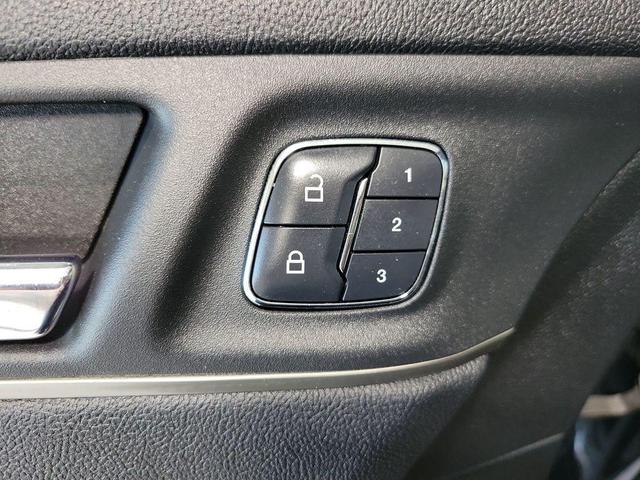 Photo of 2017 Black Velvet Lincoln MKC