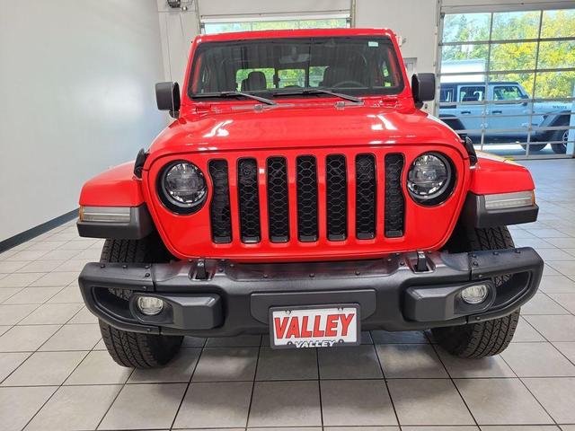 Photo of 2023 Firecracker Red Clearcoat Jeep Gladiator
