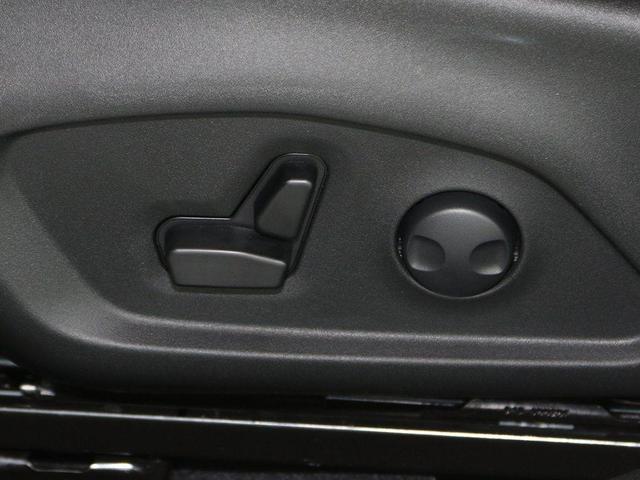 Photo of 2025 Silver Zynith Jeep Compass