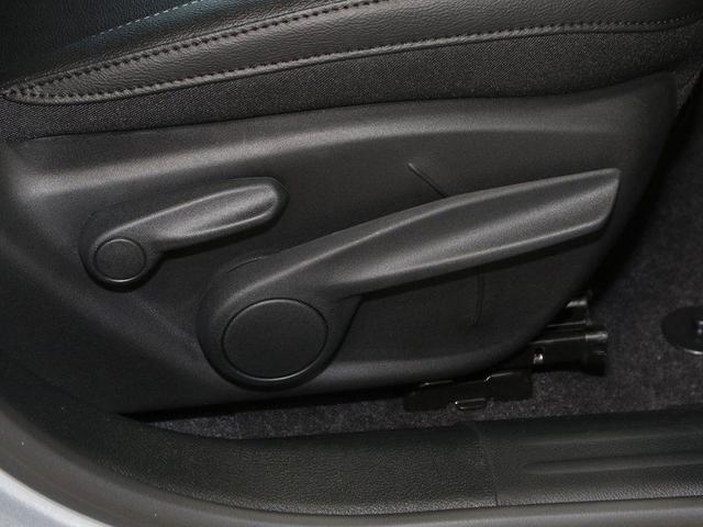 Photo of 2025 Silver Zynith Jeep Compass