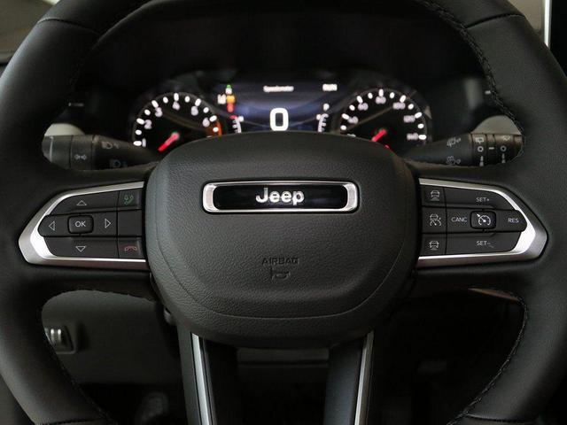 Photo of 2025 Silver Zynith Jeep Compass