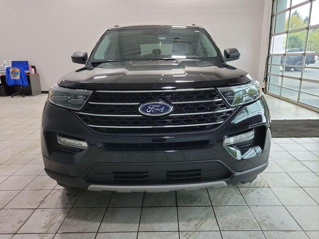 Photo of 2021 Agate Black Metallic Ford Explorer