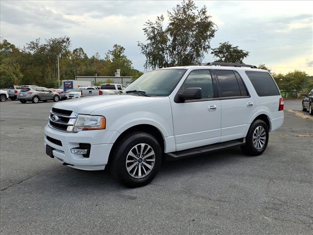Photo of 2017 White Ford Expedition