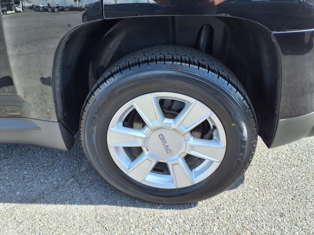 Photo of 2013 Carbon Black Metallic GMC Terrain