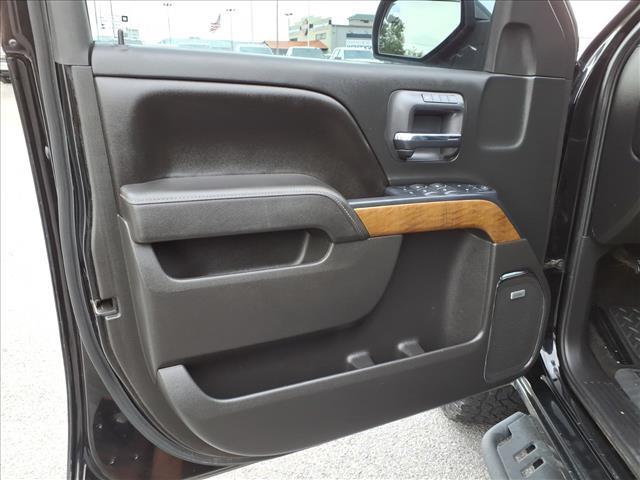 Photo of 2015 Black Chevrolet Silverado 1500