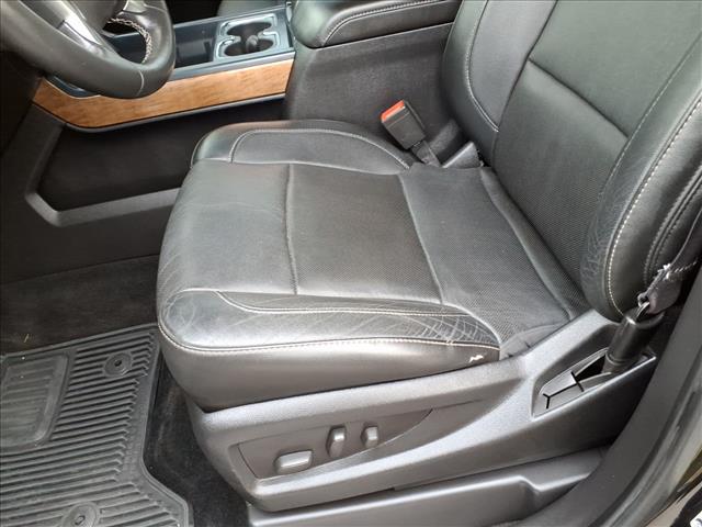 Photo of 2015 Black Chevrolet Silverado 1500