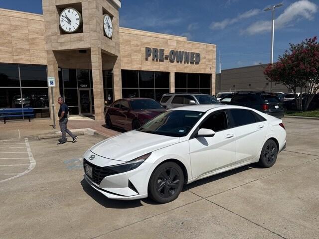2022 Hyundai Elantra