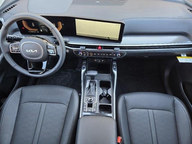 Photo of 2025 Ebony Black Kia Sorento