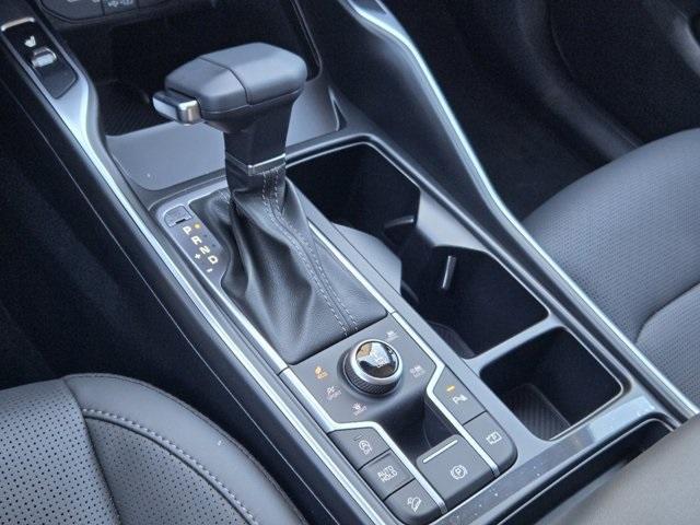 Photo of 2025 Ebony Black Kia Sorento