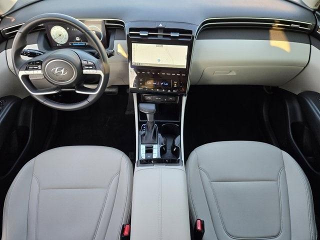 Photo of 2024 Black Pearl Hyundai TUCSON