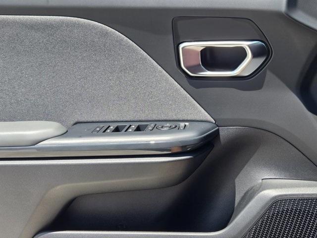Photo of 2025 Gray Kia K4