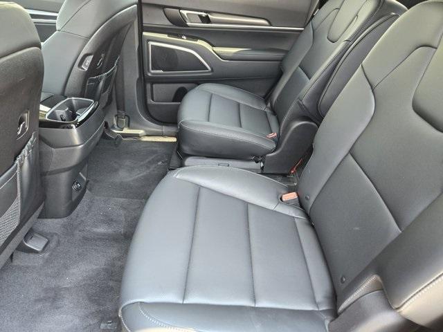 Photo of 2025 Dark Moss Kia Telluride