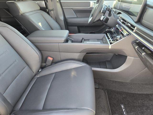 Photo of 2025 Gray Hyundai SANTA FE HEV