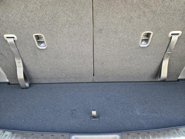 Photo of 2025 Gray Hyundai SANTA FE HEV