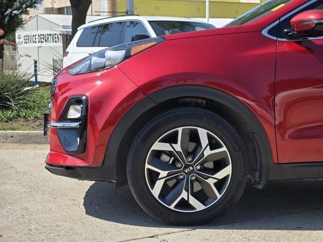 Photo of 2022 Hyper Red Kia Sportage