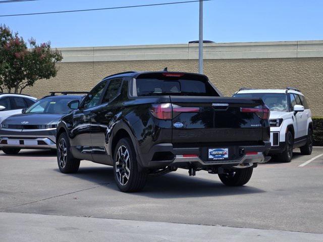 Photo of 2025 Phantom Black Hyundai SANTA CRUZ