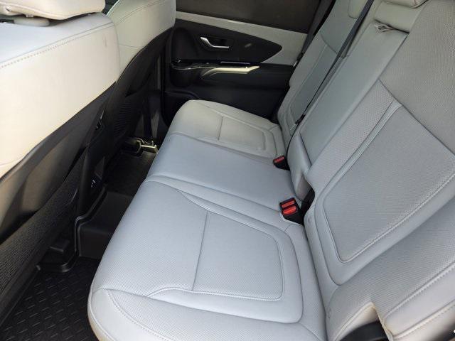 Photo of 2025 Phantom Black Hyundai SANTA CRUZ