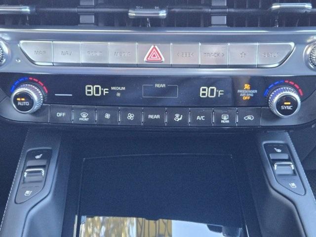 Photo of 2025 Glacial White Pearl Kia Telluride