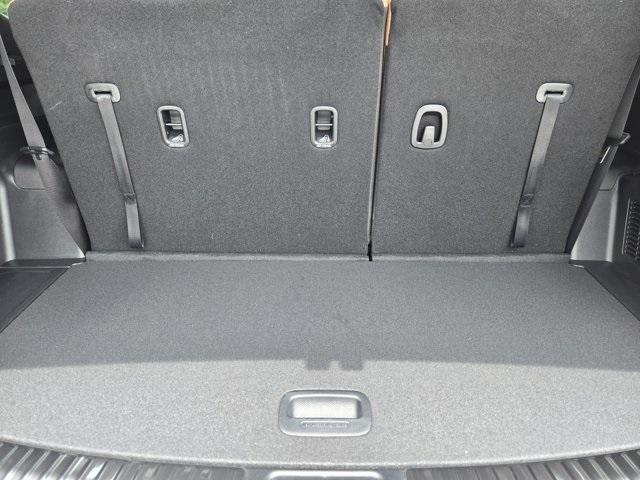 Photo of 2025 Glacial White Pearl Kia Telluride
