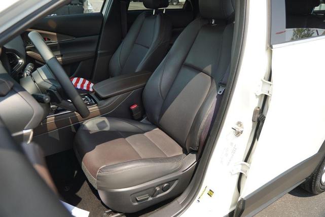 Photo of 2022 Snowflake White Pearl Mica Mazda CX-30
