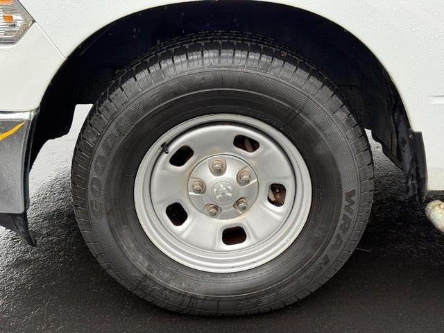 Photo of 2023 Bright White Clearcoat RAM 1500