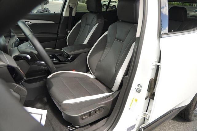 Photo of 2024 Summit White Buick Envision