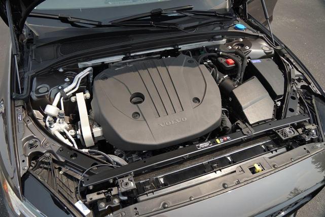 Photo of 2024 Gray Volvo S60