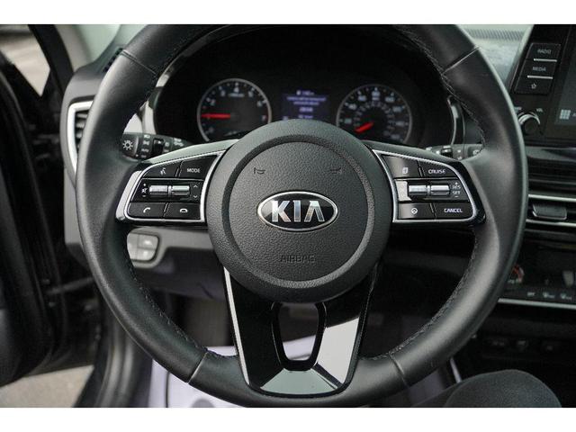 Photo of 2021 Cherry Black Kia Seltos