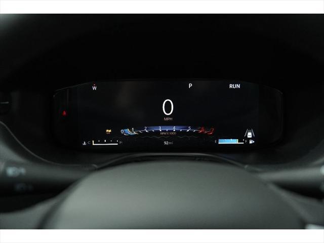 Photo of 2025 Diamond Black Crystal Pearlcoat Jeep Compass