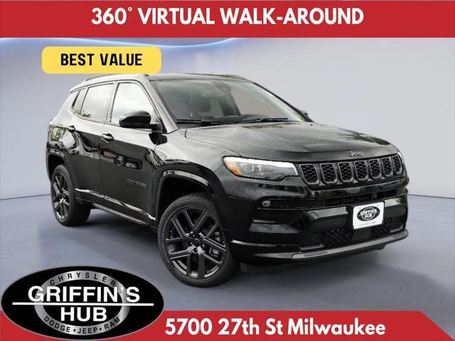 Photo of 2025 Diamond Black Crystal Pearlcoat Jeep Compass