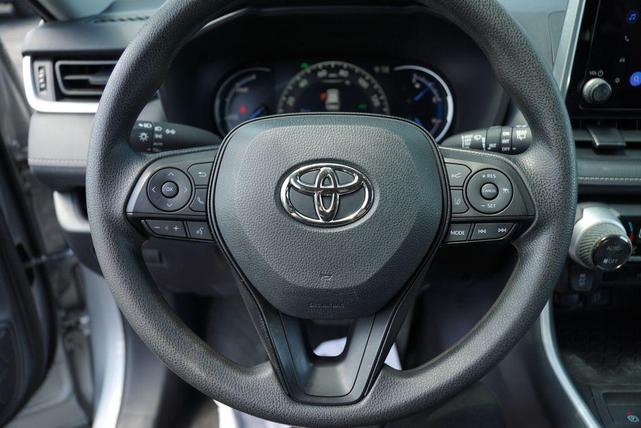 Photo of 2023 Silver Sky Metallic Toyota RAV4 Hybrid