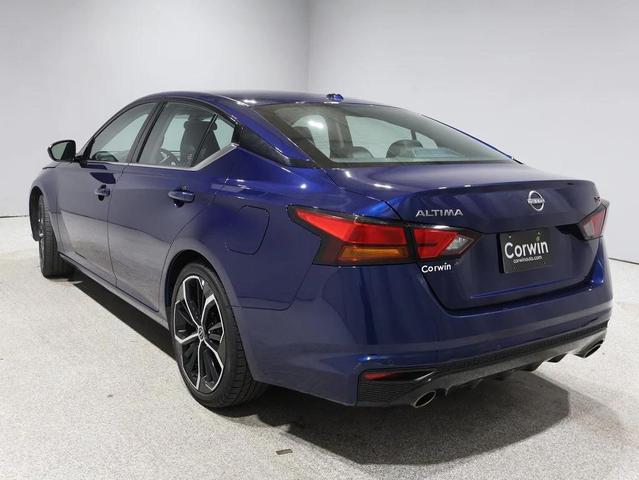 Photo of 2024 Deep Blue Pearl Nissan Altima