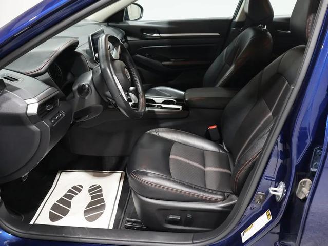Photo of 2024 Deep Blue Pearl Nissan Altima