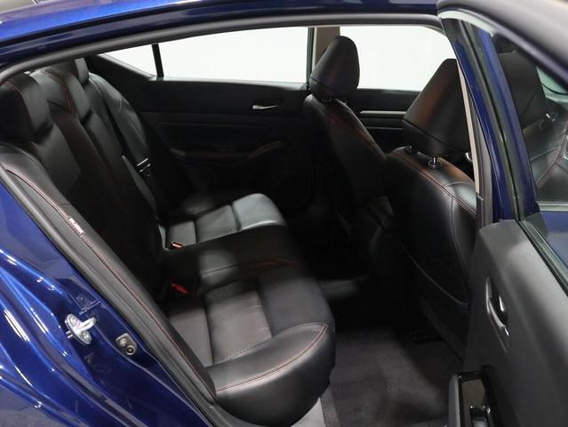 Photo of 2024 Deep Blue Pearl Nissan Altima