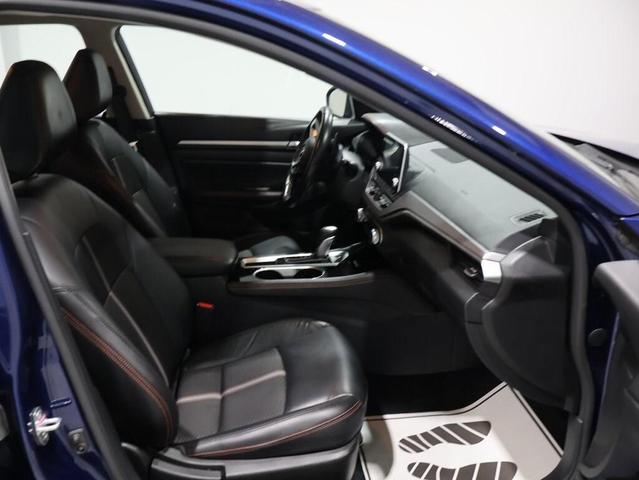 Photo of 2024 Deep Blue Pearl Nissan Altima