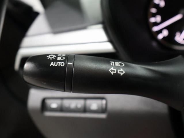 Photo of 2024 Deep Blue Pearl Nissan Altima