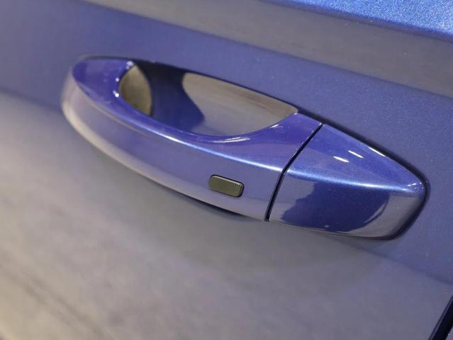Photo of 2022 Blue Metallic Volkswagen Taos