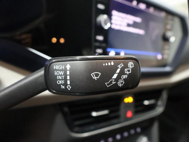 Photo of 2022 Blue Metallic Volkswagen Taos
