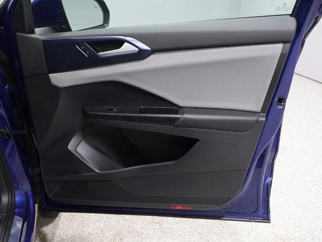 Photo of 2022 Blue Metallic Volkswagen Taos