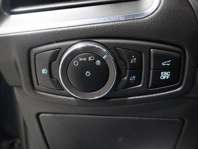 Photo of 2024 Stone Blue Metallic Ford Edge