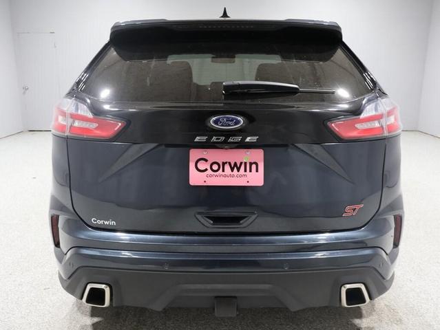 Photo of 2024 Stone Blue Metallic Ford Edge