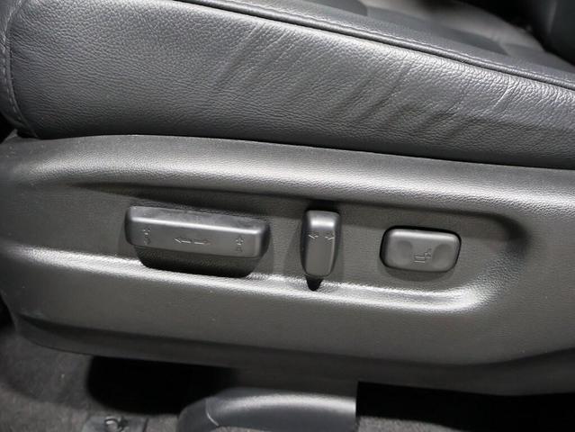Photo of 2025 Crystal Black Pearl Honda Passport