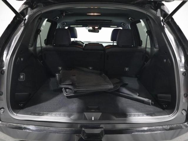 Photo of 2025 Crystal Black Pearl Honda Passport