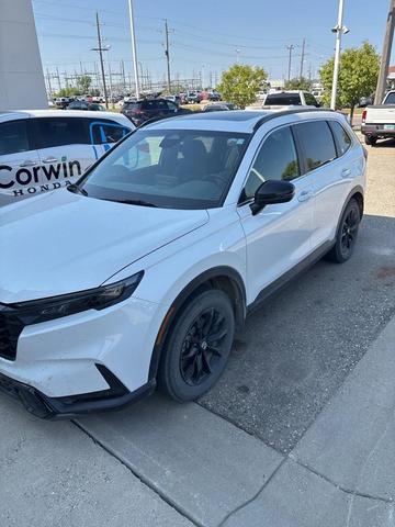 Photo of 2024 Platinum White Pearl Honda CR-V Hybrid