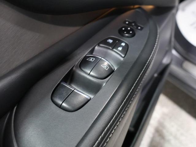 Photo of 2023 Gun Metallic Nissan Murano