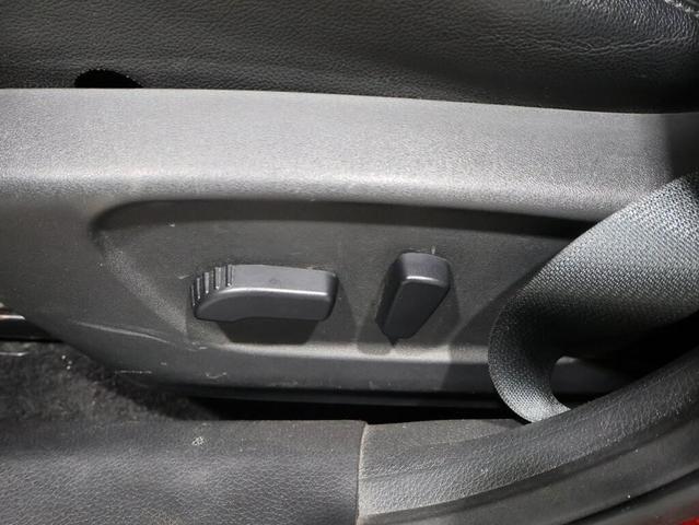Photo of 2019 Scarlet Ember Tintcoat Nissan Rogue
