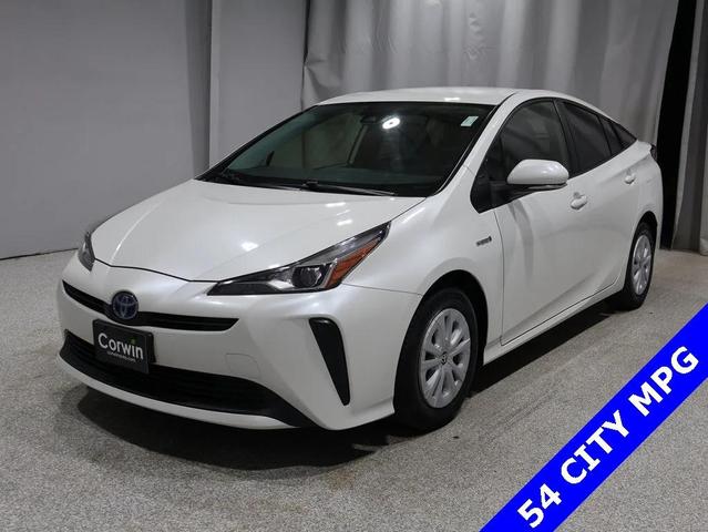 Photo of 2019 Blizzard Pearl Toyota Prius