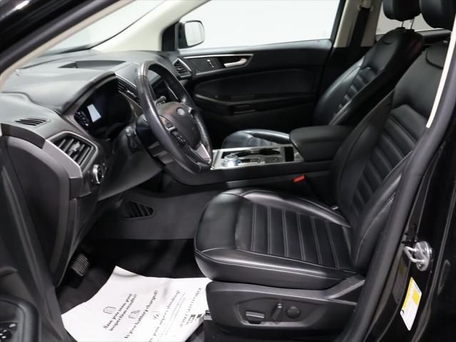 Photo of 2023 Agate Black Ford Edge